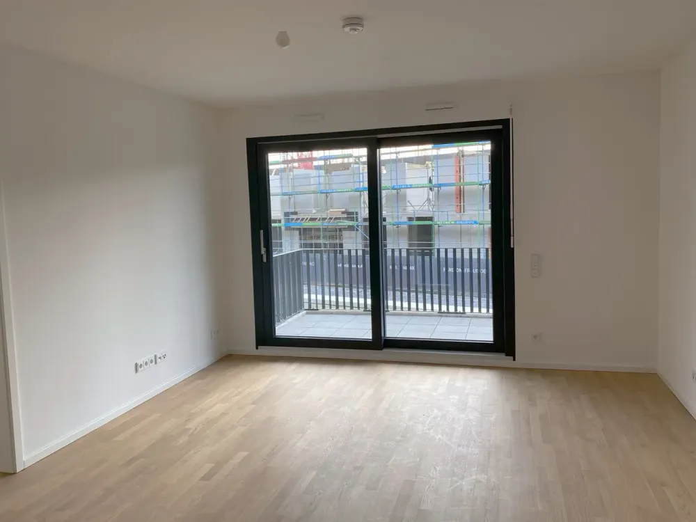Ehrenfeld: Neuwertige 2-Zi.-Whg mit Designerküche, Balkon und Tiefgarage in cooler Lage