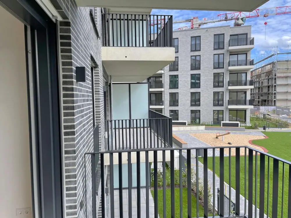 Ehrenfeld: Neuwertige 2-Zi.-Whg mit Designerküche, Balkon und Tiefgarage in cooler Lage