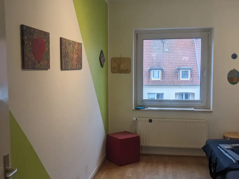 Wohnen mit Charakter: Vier-Zimmer-Wohnung in der Südstadt