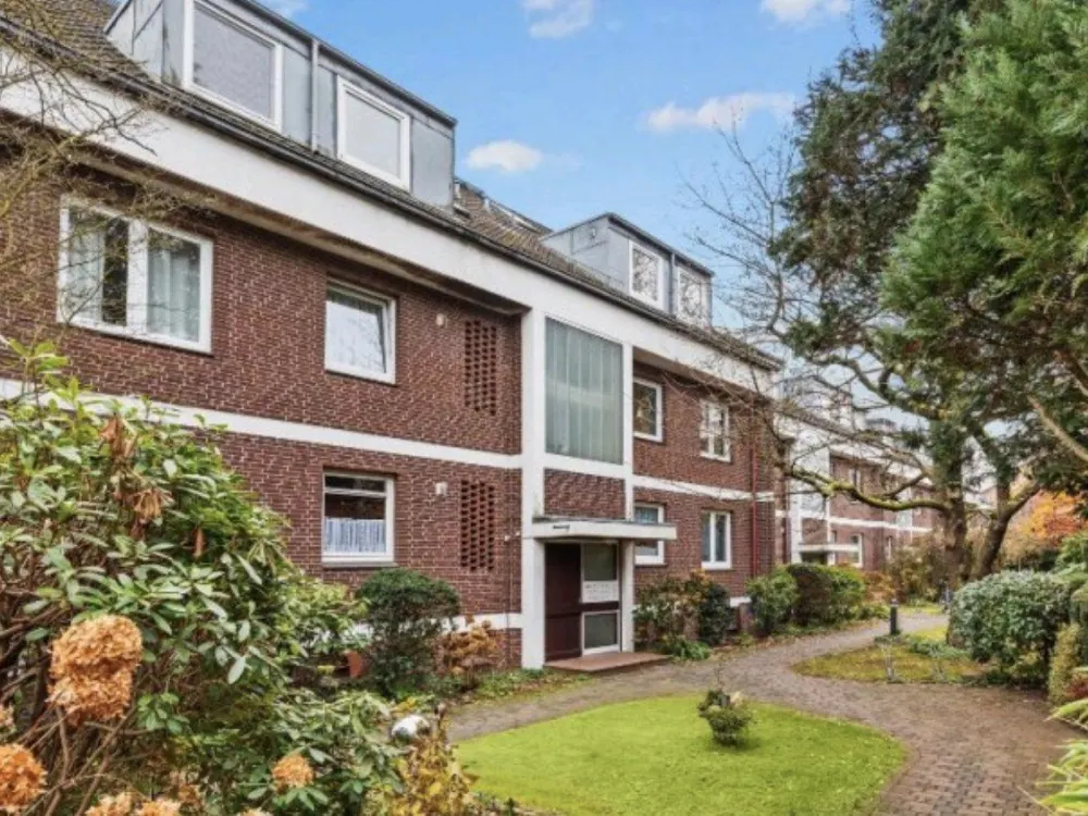 WG-Zimmer in frisch renovierter Maisonette-Wohnung in Rahlstedt