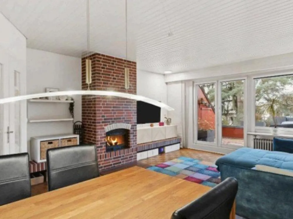 WG-Zimmer in frisch renovierter Maisonette-Wohnung in Rahlstedt