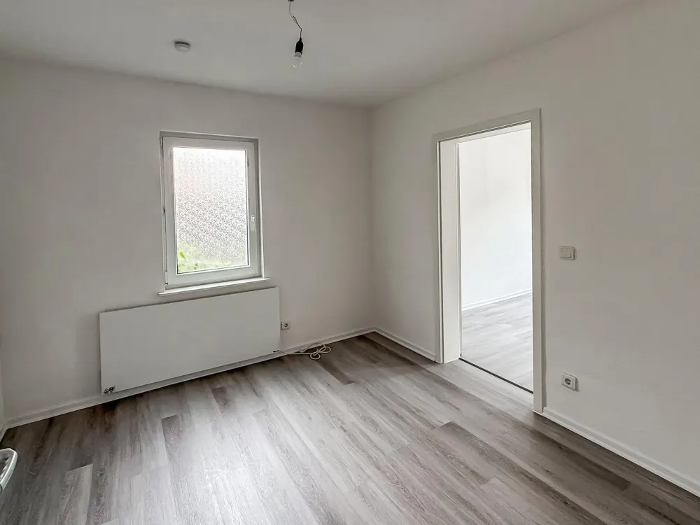 2 Zimmer - Zentrale Lage - Frisch renoviert