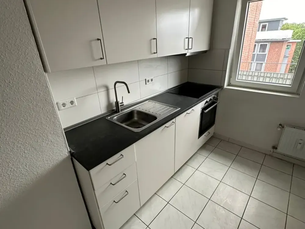 HB-Innenstadt, 2-Zi, 63qm, EBK, Duschbad/WC, 2 Balkone