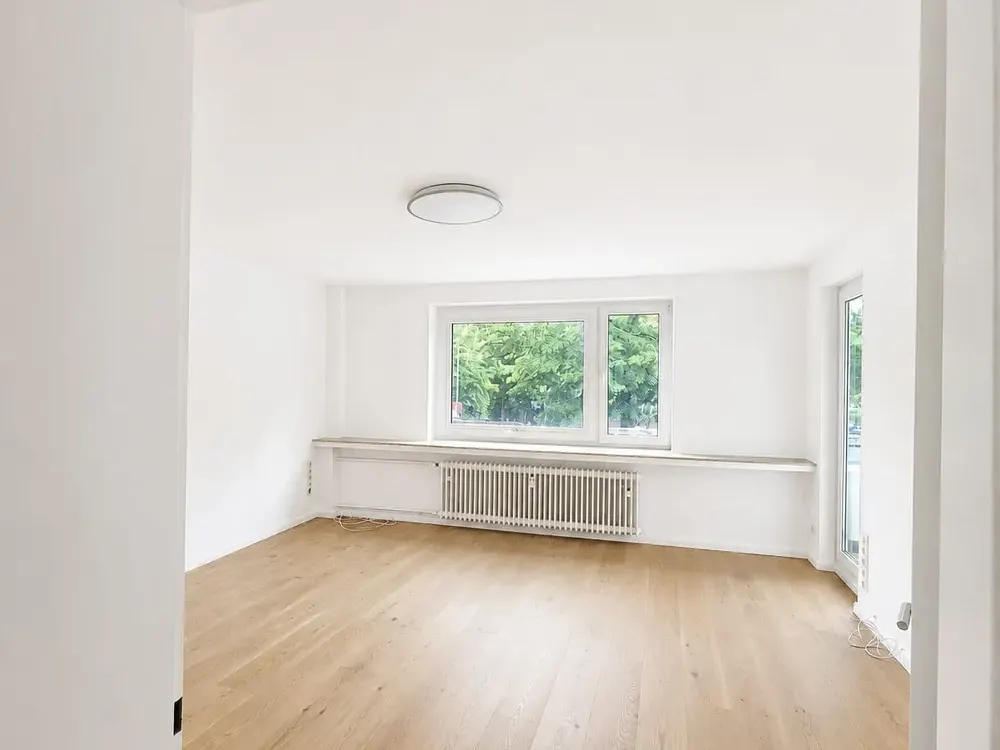 Erstbezug nach Renovierung!, 3-Zimmer-Wohnung mit Balkon in Hannover-Ricklingen