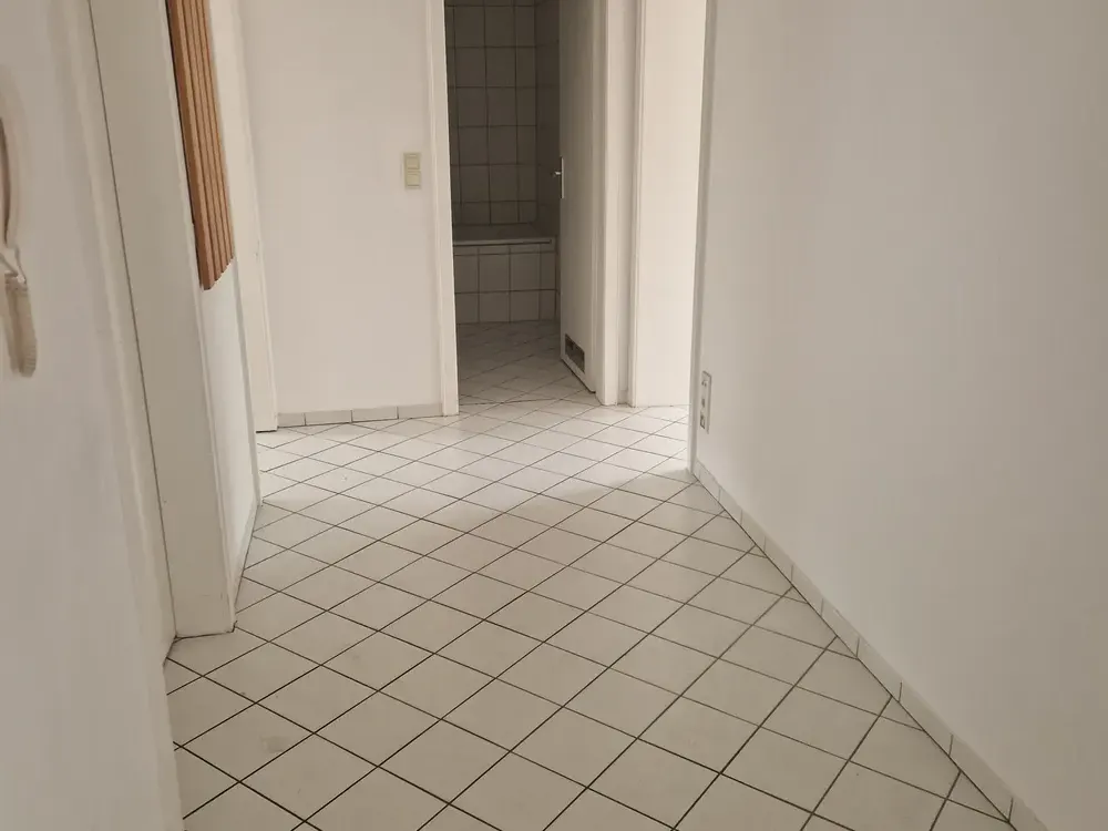 Erstbezug nach Renovierung!, 3-Zimmer-Wohnung mit Balkon in Hannover-Ricklingen