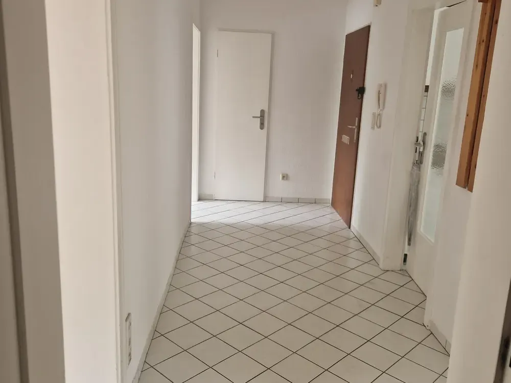Erstbezug nach Renovierung!, 3-Zimmer-Wohnung mit Balkon in Hannover-Ricklingen