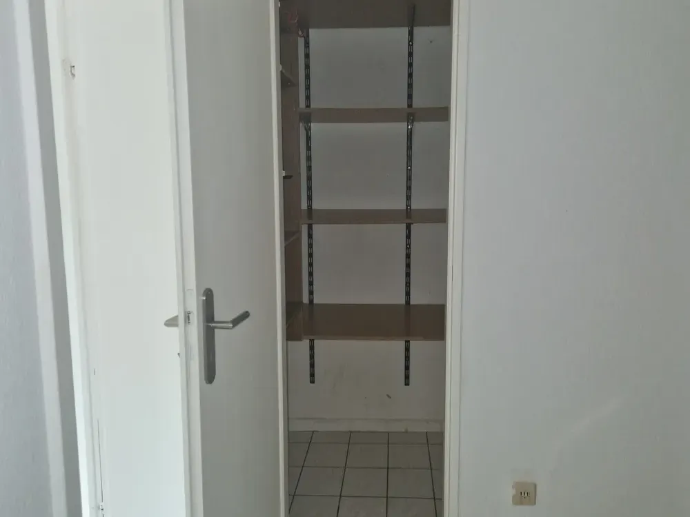 Erstbezug nach Renovierung!, 3-Zimmer-Wohnung mit Balkon in Hannover-Ricklingen