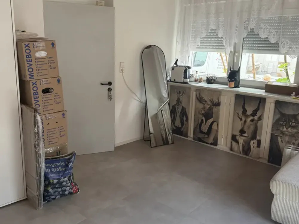 Exklusive, gepflegte 2-Zimmer-EG-Wohnung mit EBK in Eberdingen