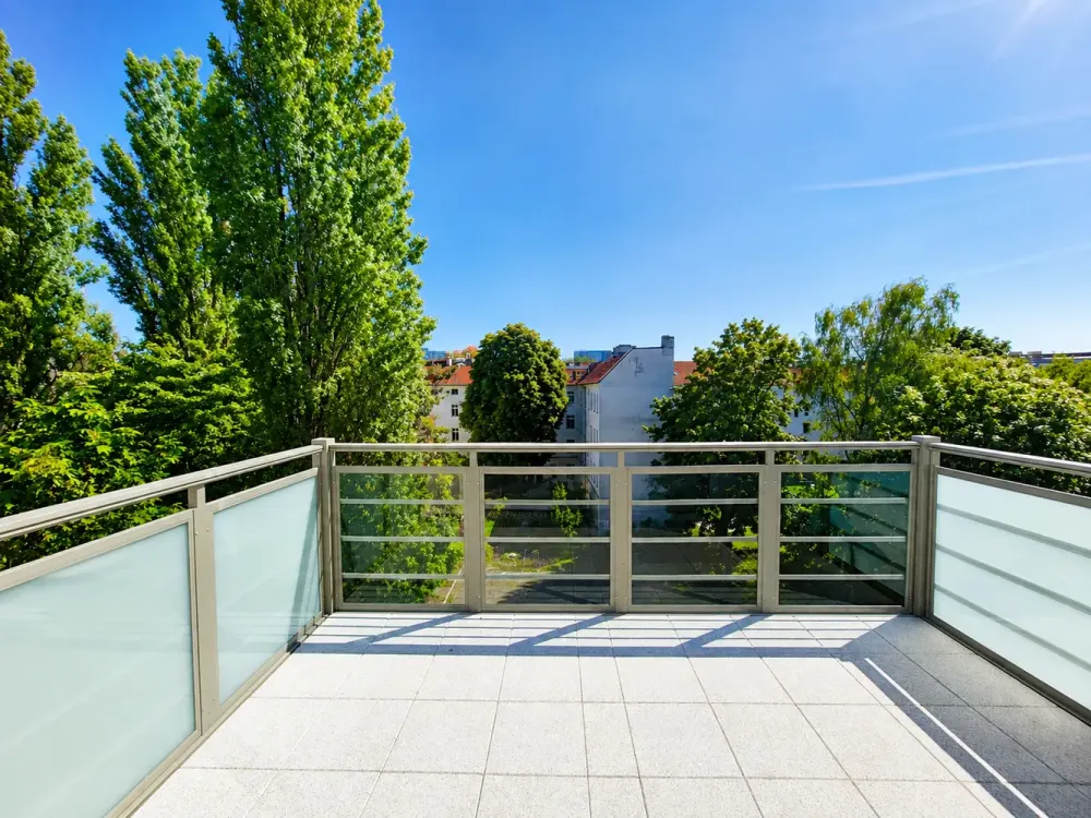 4-Zimmer-Wohnung mit Einbauküche u. Parkplatz