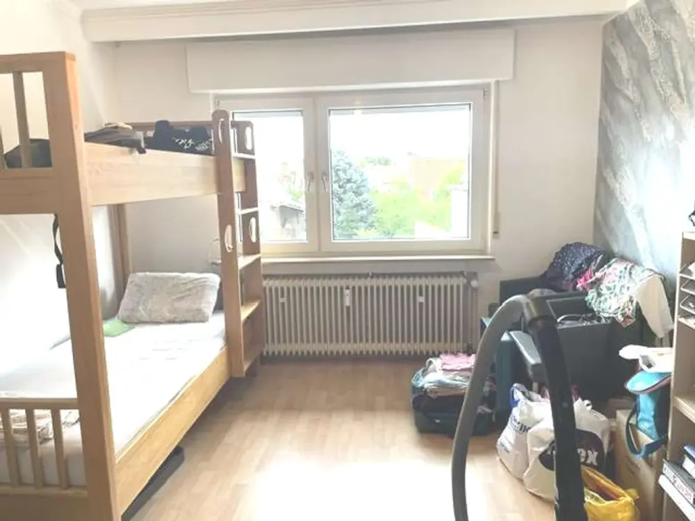 Sehr gepflegte, helle 3-Zimmer-Wohnung mit Balkon in sehr begehrter Lage von Offenbach-Bieber