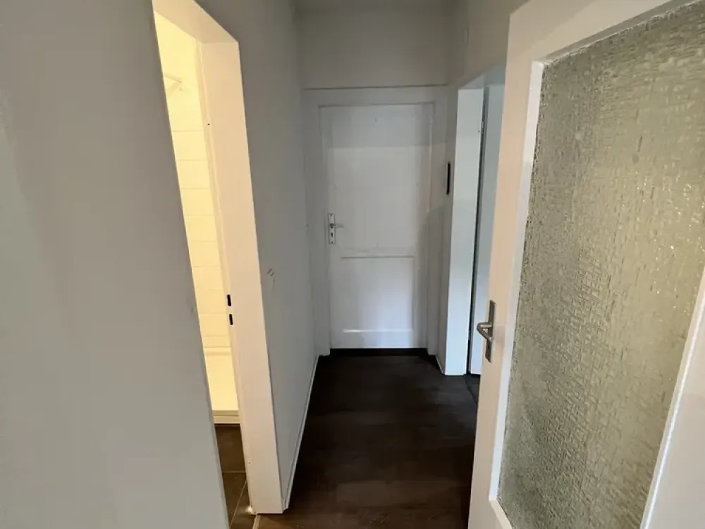 Modernized 2-Room Apartment, 1st Floor, Fitted Kitchen, Balcony Flüsseviertel-Neustadt HB