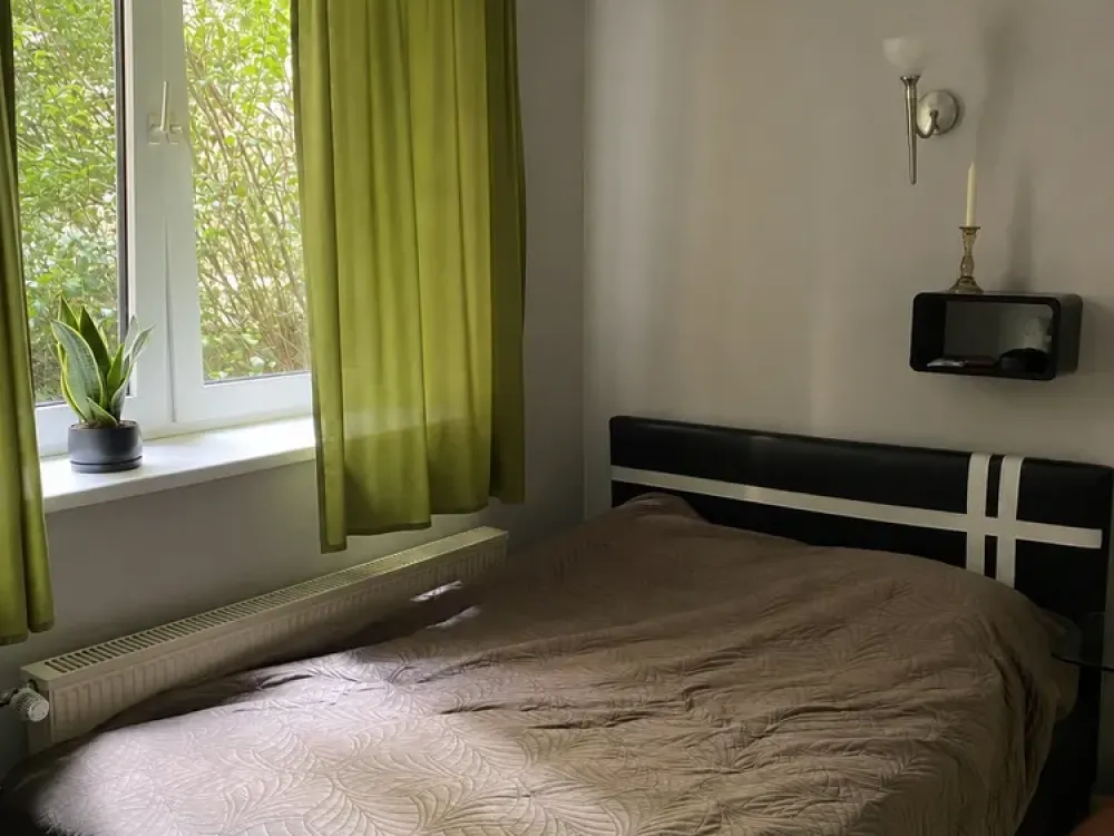 Schöne möblierte 2-Zimmer Wohnung im Stuttgarter Lehenviertel