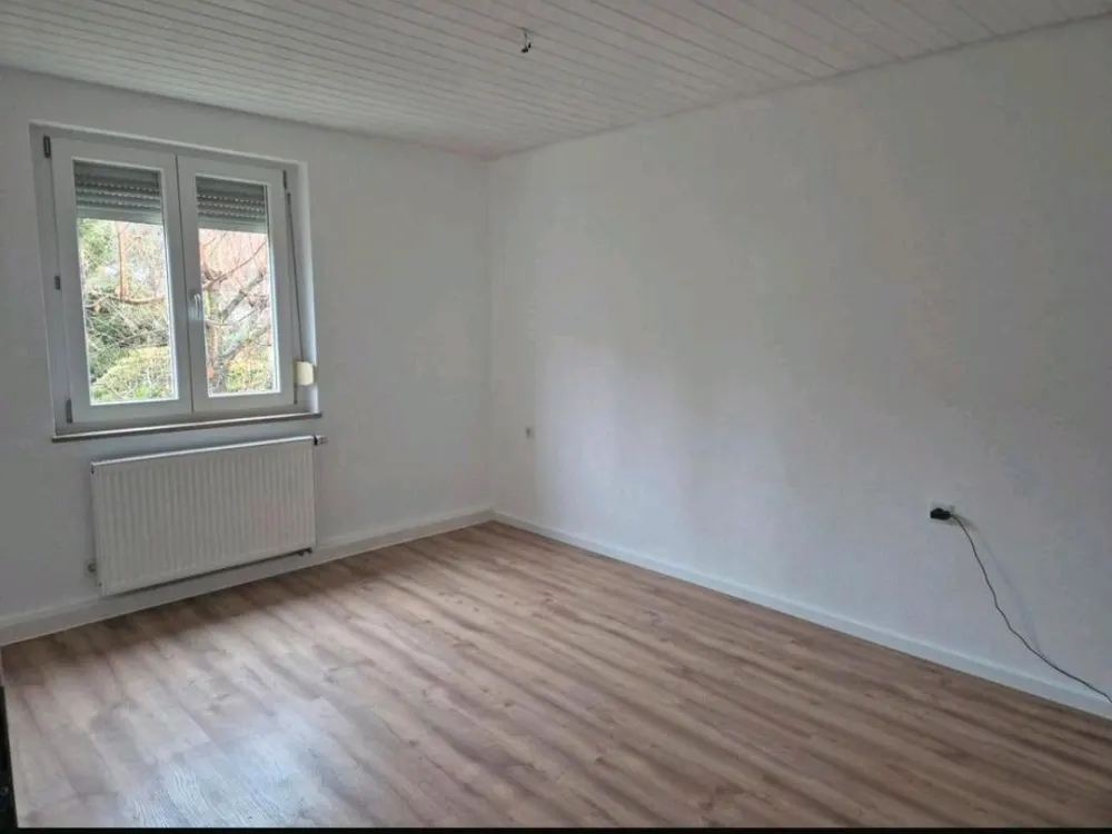 2 Zimmer Wohnung ab sofort zu vermieten in Leonberg