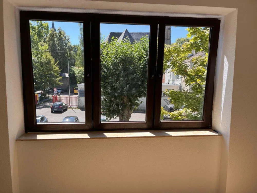 Sanierte Einzimmerwohnung mit Fußbodenheizung in zentraler Lage