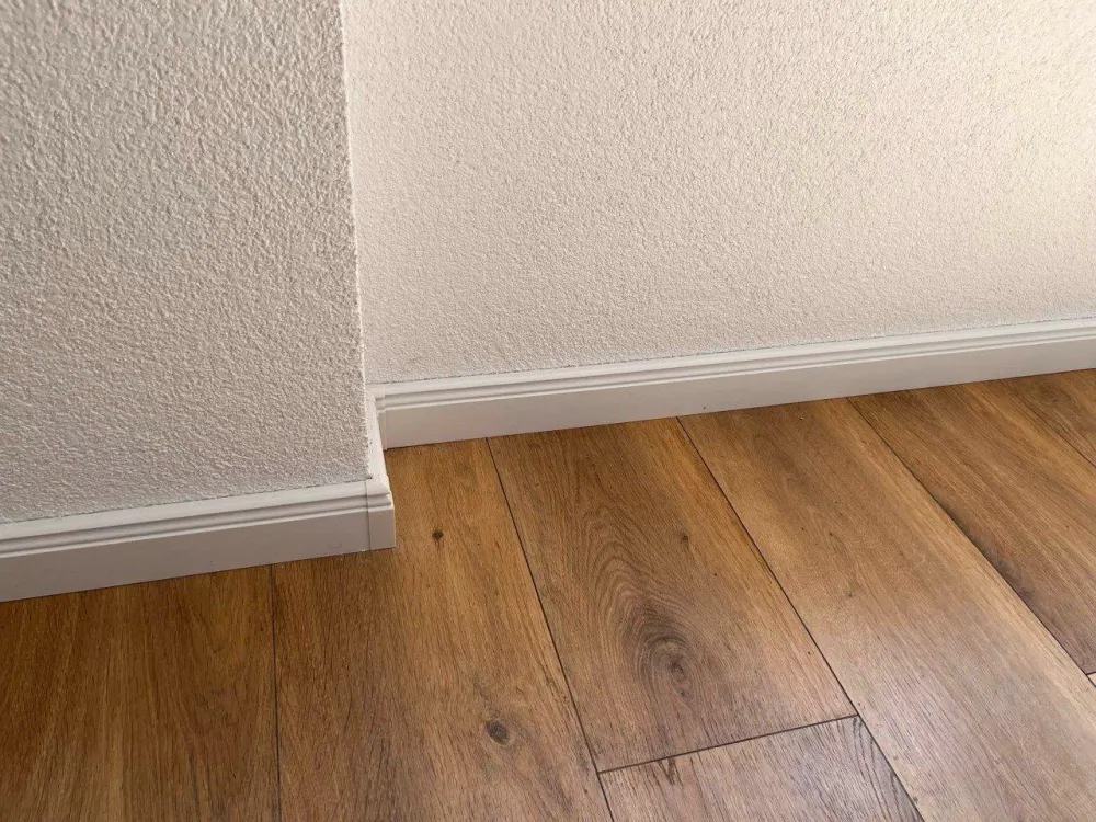 Sanierte Einzimmerwohnung mit Fußbodenheizung in zentraler Lage