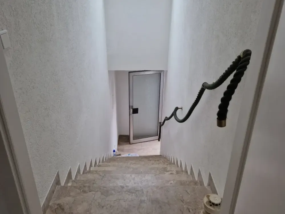 Wohnen wie im eigenen Haus! 2,5 Zimmerwohnung in zentraler Lage! mit Einbauküche!