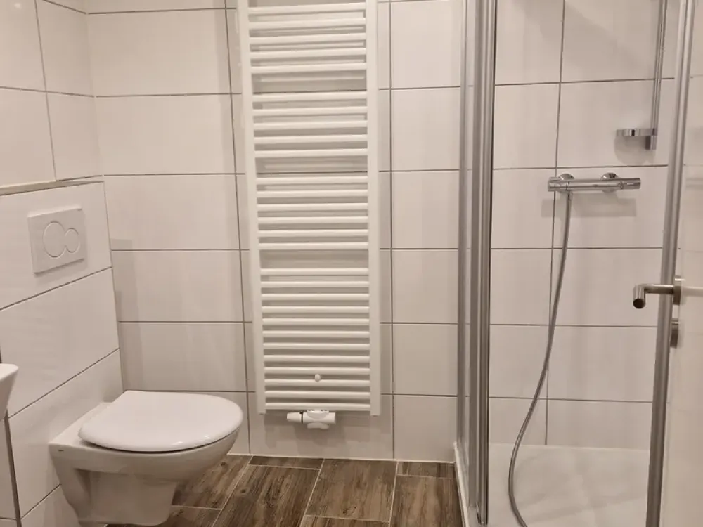 Wohnen wie im eigenen Haus! 2,5 Zimmerwohnung in zentraler Lage! mit Einbauküche!
