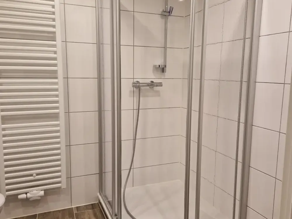 Wohnen wie im eigenen Haus! 2,5 Zimmerwohnung in zentraler Lage! mit Einbauküche!