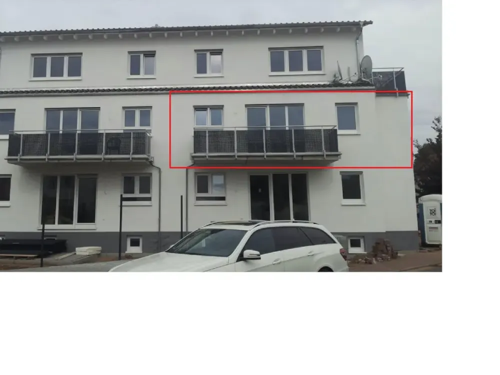 In Karlstein: Moderne helle 4Zimmer-Wohnung mit Balkon von privat