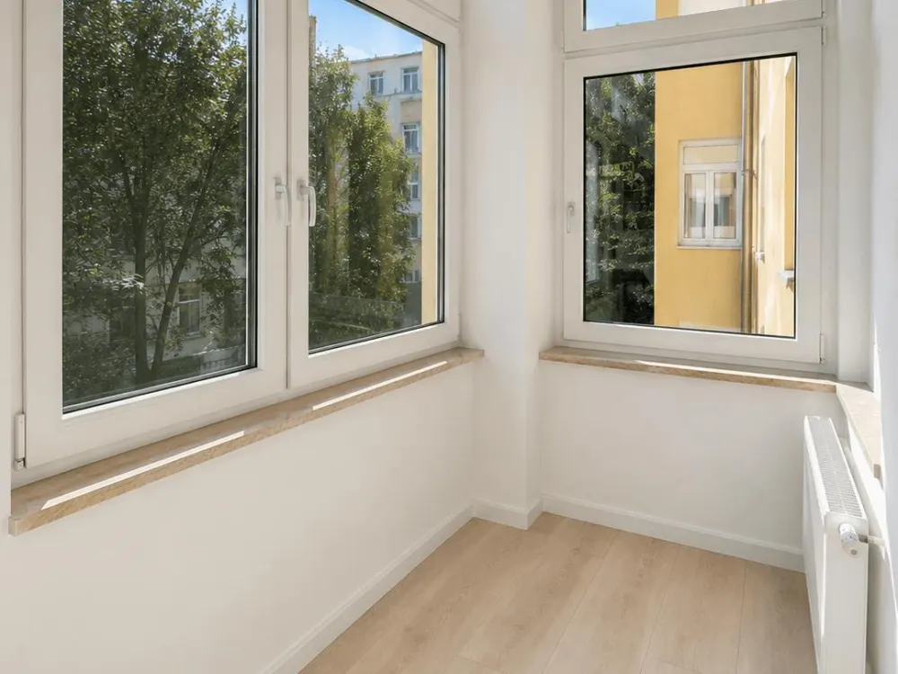 Freshly Renovated 2-Room Apartment with New Fitted Kitchen in Möckern!