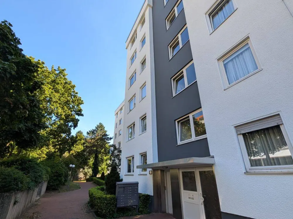 Perfekt geschnitten & saniert - Hochwertige Single Wohnung mit Einbauküche in List