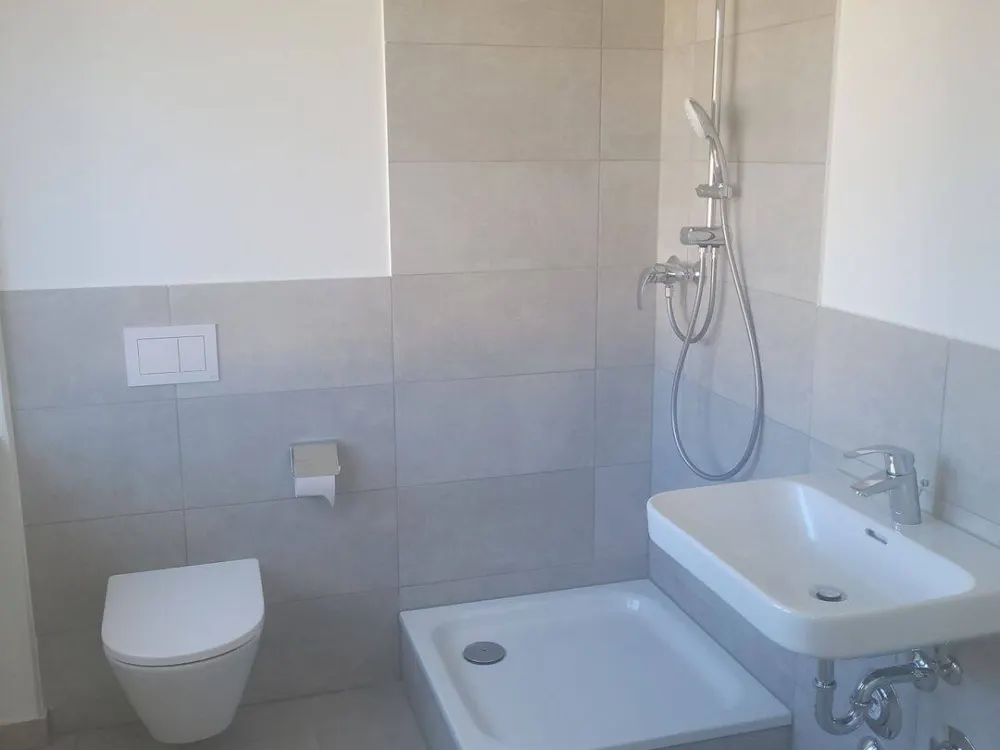 Eutritzsch - sonnige 2-Raum-Wohnung in ruhiger Lage mit offener Küche, Tageslichtbad und Dusche