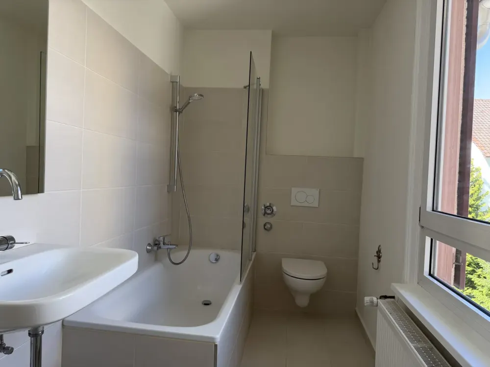Renovierte 3Zi Altbauwohnung in 1A Lage von Bad Soden