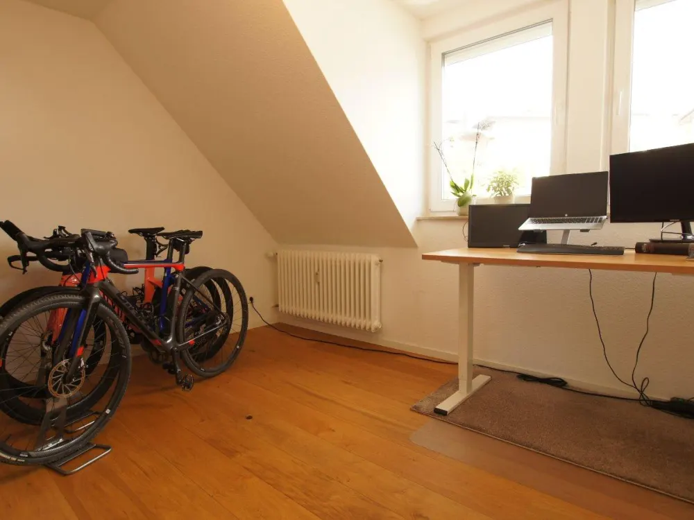 Moderne 3-Zi-Wohnung mit Einbauküche und Hobbyraum in Böblingen
