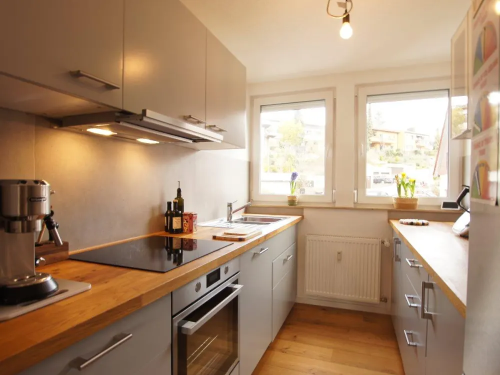 Moderne 3-Zi-Wohnung mit Einbauküche und Hobbyraum in Böblingen