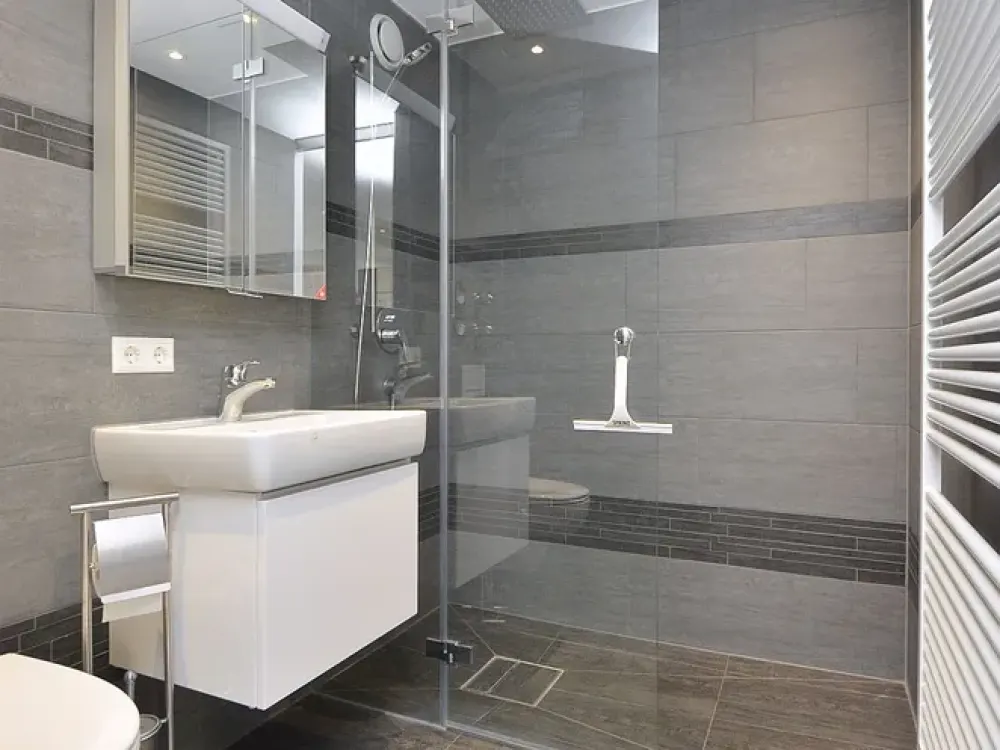 Modern furnished apartment with air conditioning, internet and underground parking space in Stuttgart Asemwald