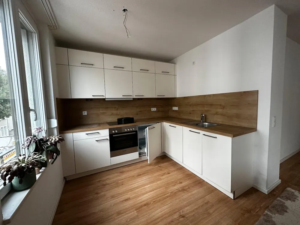 *NUR FÜR SENIOREN AB 60 J.* 2-Zimmer Seniorenwohnung