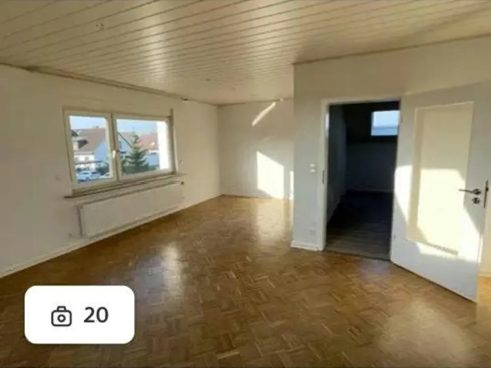 3,5 Zi mit moderner EB Küche, gr. Balkon