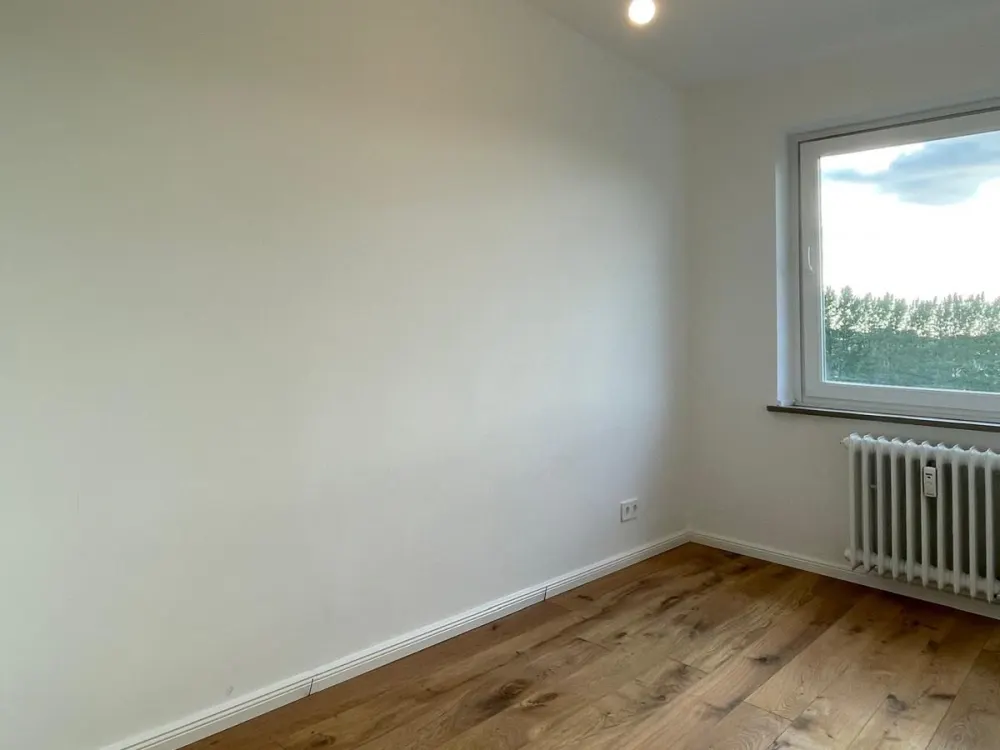 Frauen WG-Zimmer in frisch sanierter 3-Zimmer-Wohnung