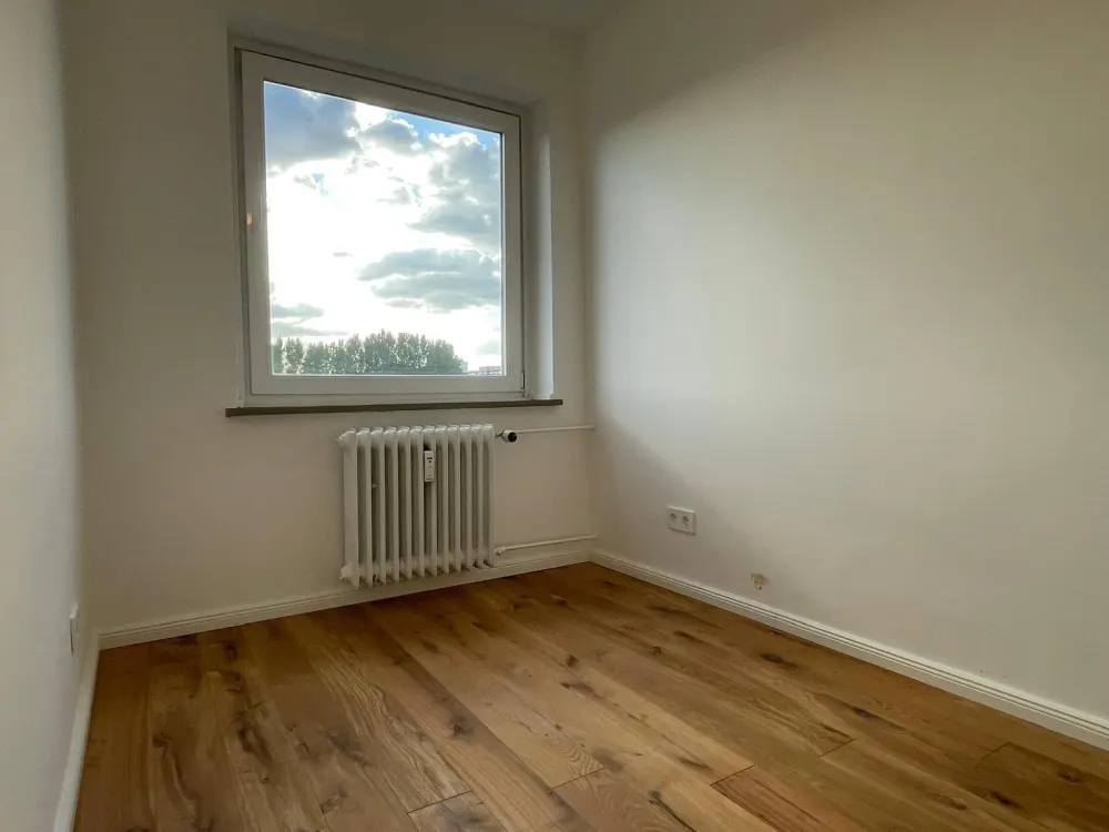 Frauen WG-Zimmer in frisch sanierter 3-Zimmer-Wohnung