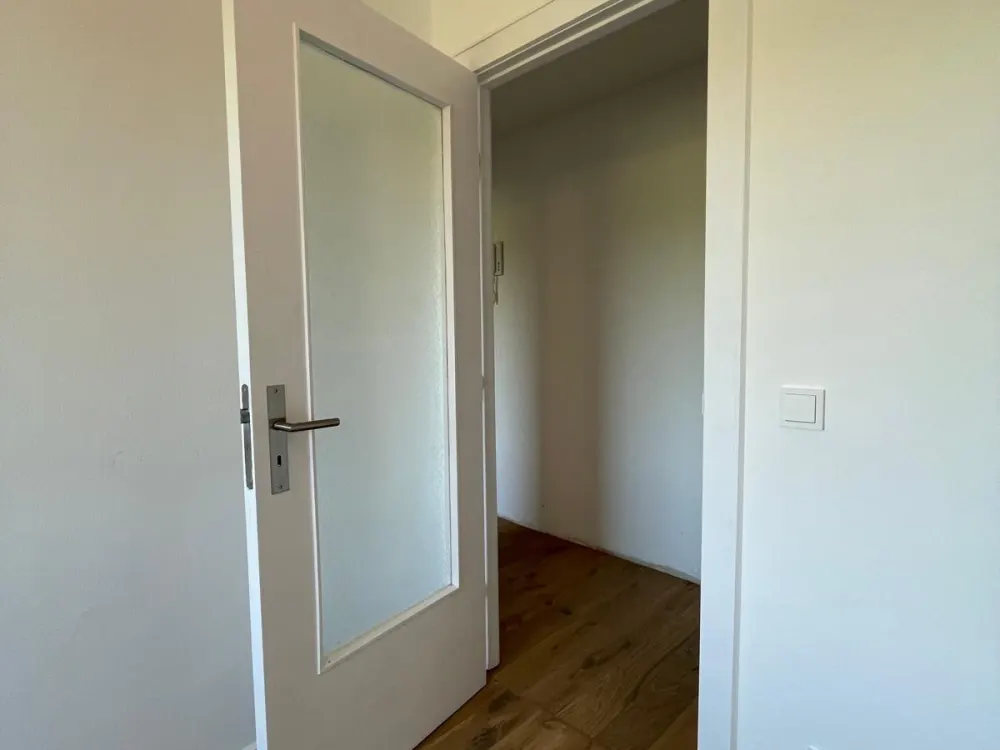 Frauen WG-Zimmer in frisch sanierter 3-Zimmer-Wohnung