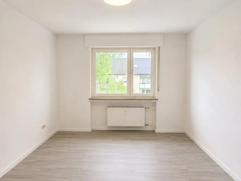 Jobcenter, جوب سنتر, Джобцентр: Neue Wohnung für Ihre Familie, ideal für 4 Personen
