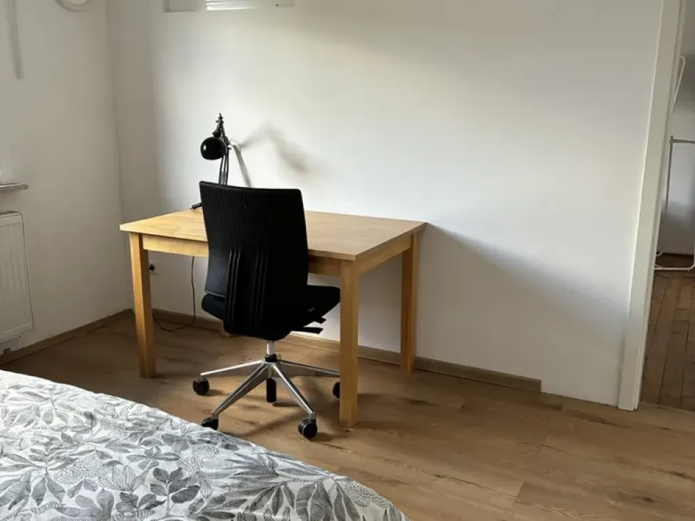WG Doppel-Zimmer mit eigenem Bad