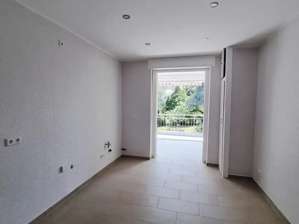 KA-Weiherfeld, helle 2,5 ZKB-Whg., 73 m² mit Blick ins Grüne