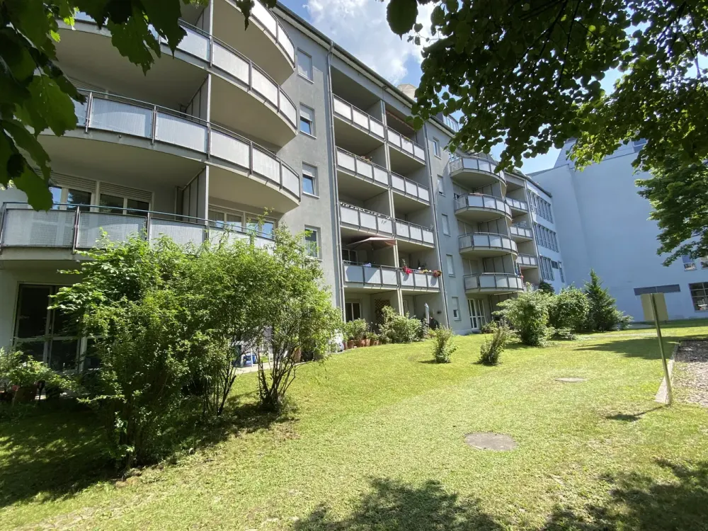 1 Zimmerwohnung ab dem 01.10.2026 * Neuhausen * Küche * Balkon*