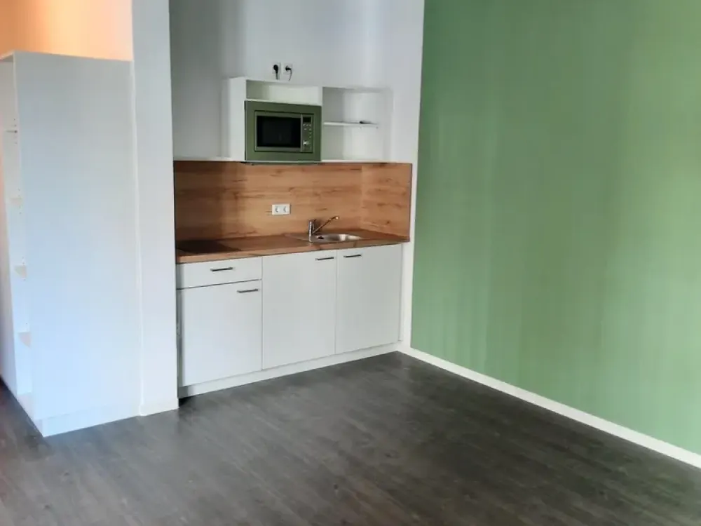 Wohnglück in Düsseldorf-Rath: möbliertes Apartment ab sofort zu vermieten