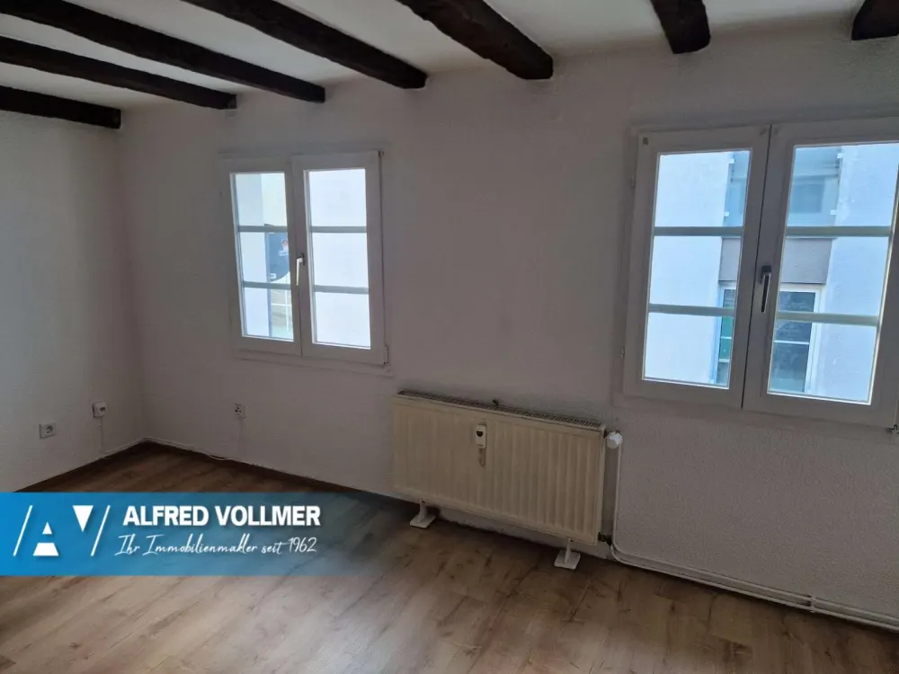 Erstbezug nach Kernsanierung im Altbau!