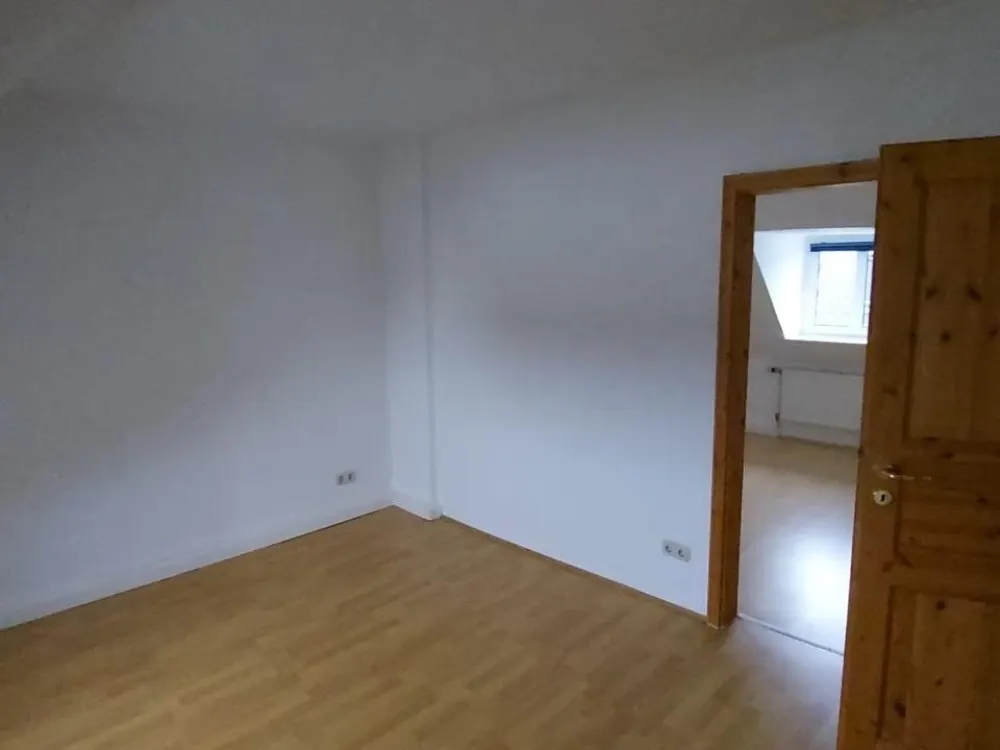 Attraktive 65 m² Dachgeschosswohnung in Boloh