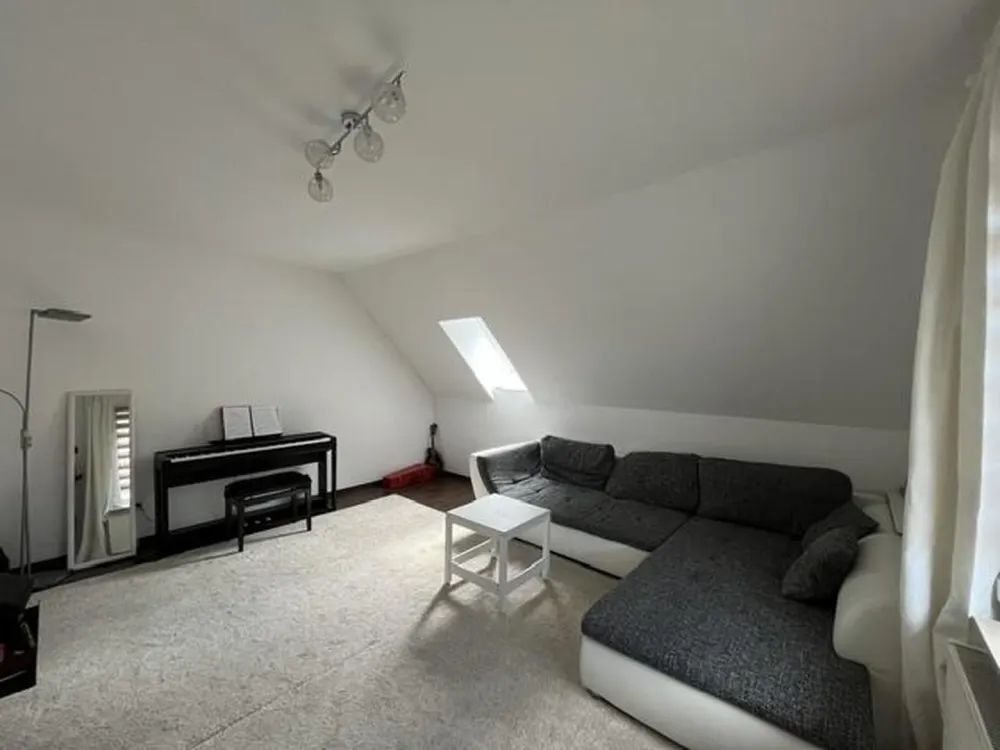 Helle 4,5 Zimmerwohnung in ruhiger Lage mit Waldblick