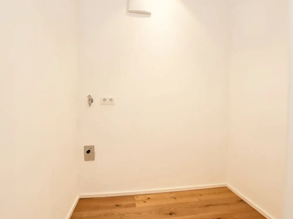 AIGNER - Modern Home with Comfortable Character, 2-Room Apartment in Germering