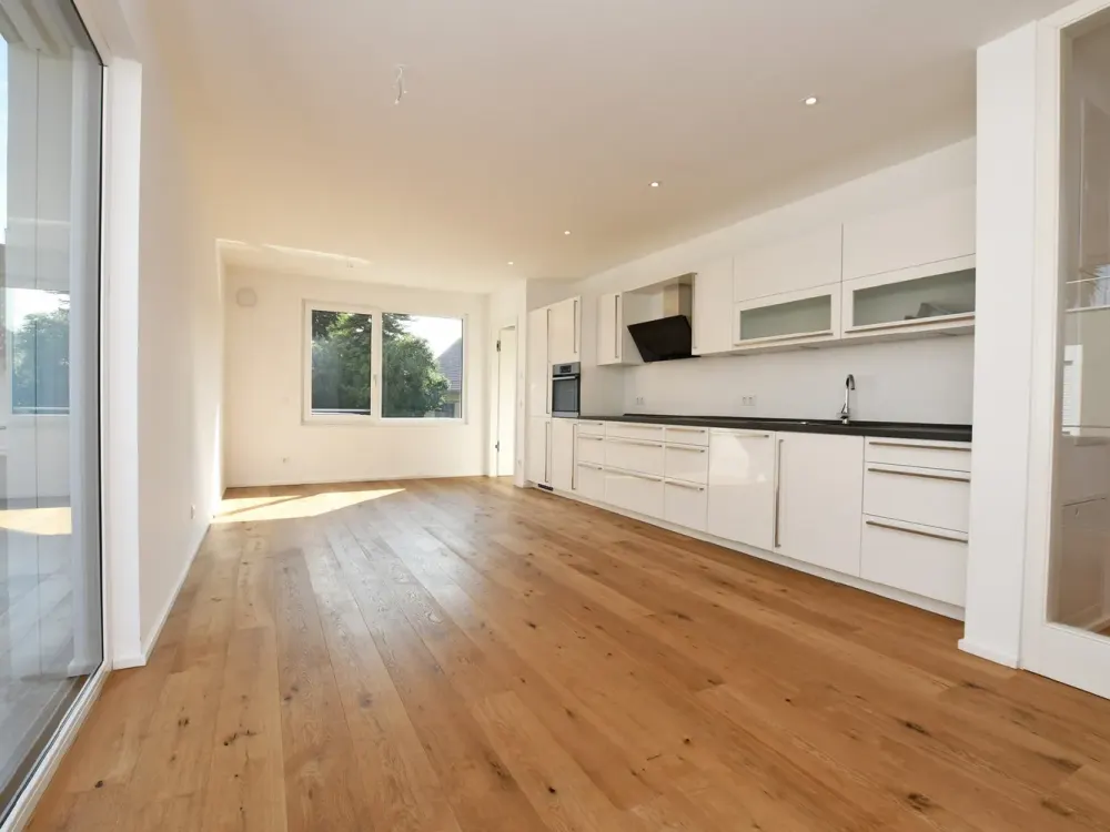 AIGNER - Modern Home with Comfortable Character, 2-Room Apartment in Germering