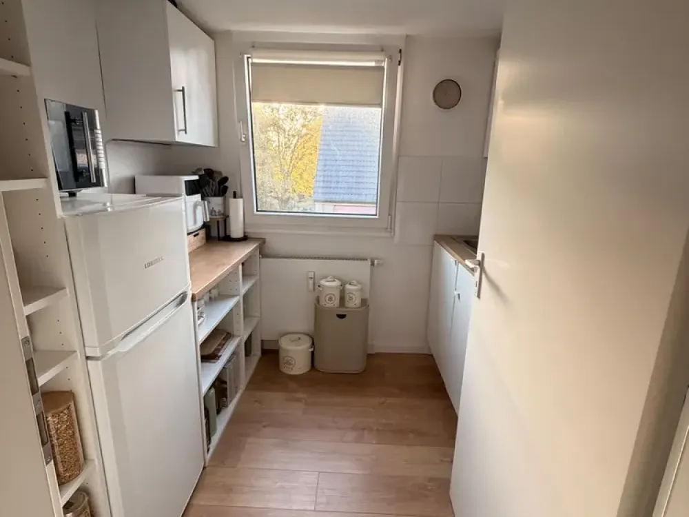 Sanierte Dachgeschosswohnung in schöner Umgebung