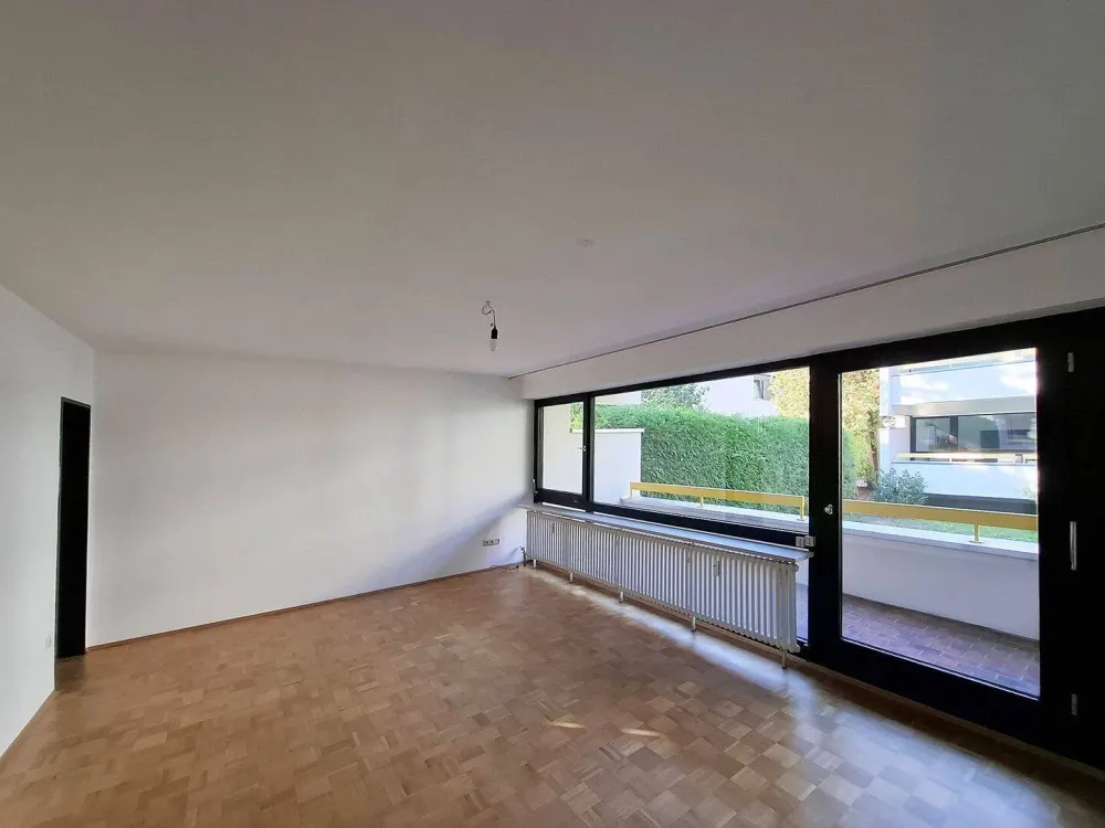Von Privat - Ruhige 1-Zimmer Wohnung in Solln