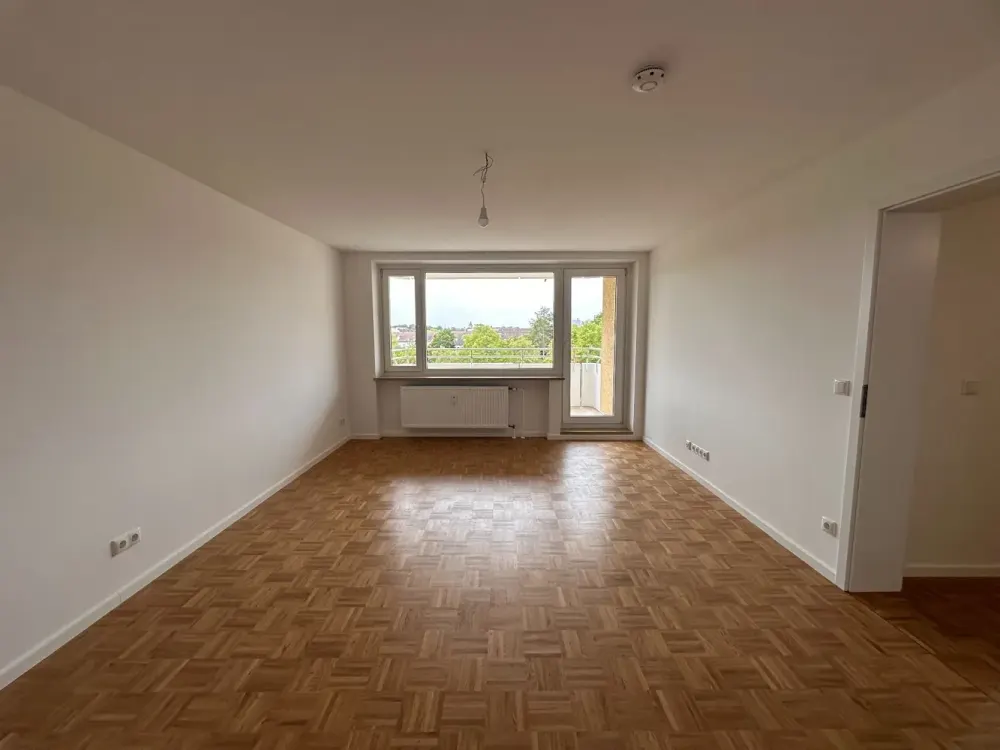 Frisch modernisierte 2-Zimmer-Wohnung mit Balkon in Röthenbach