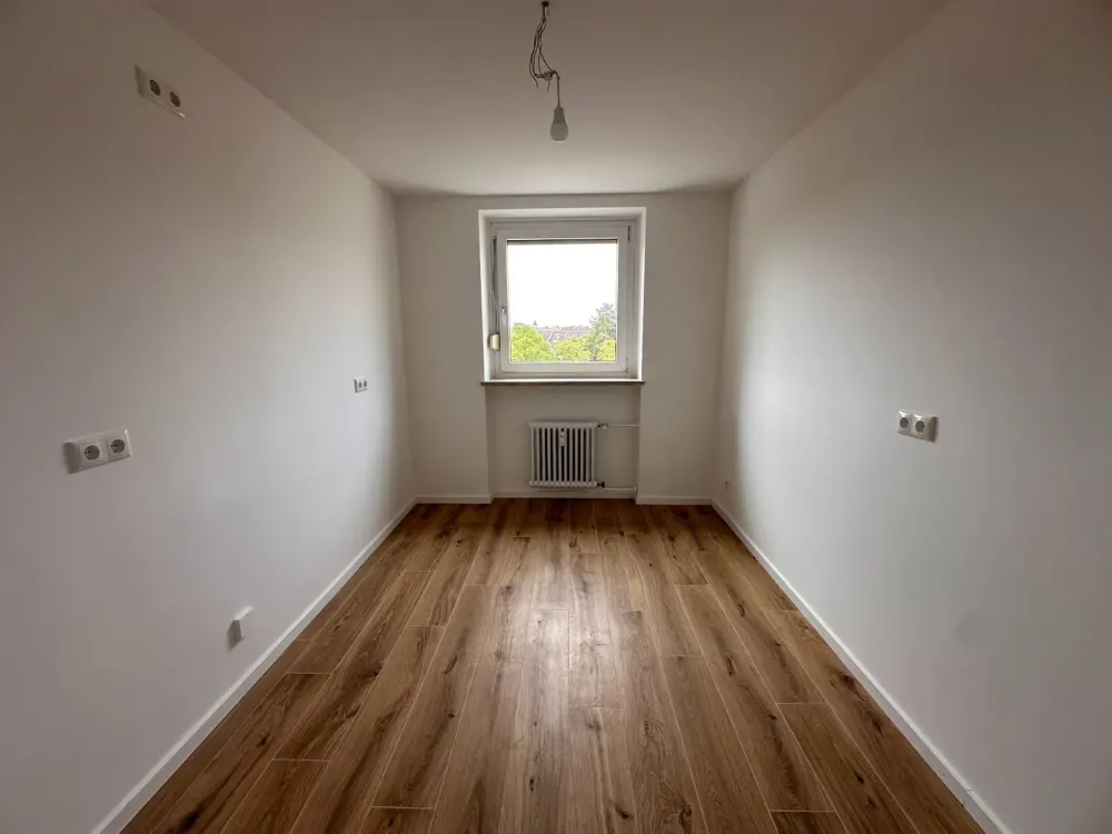 Frisch modernisierte 2-Zimmer-Wohnung mit Balkon in Röthenbach