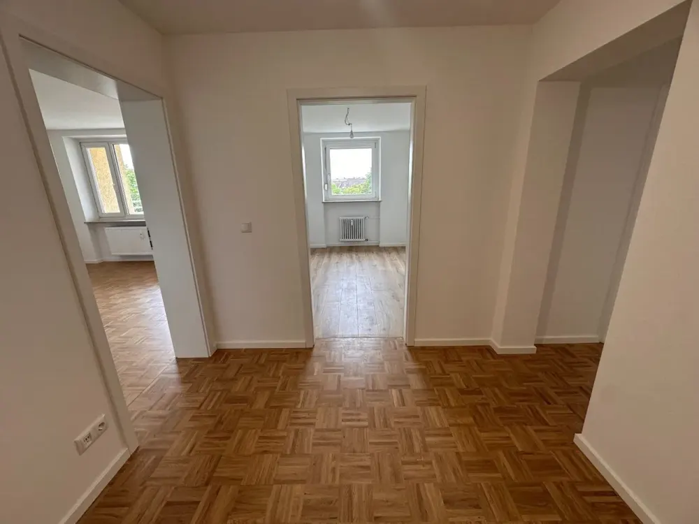 Frisch modernisierte 2-Zimmer-Wohnung mit Balkon in Röthenbach